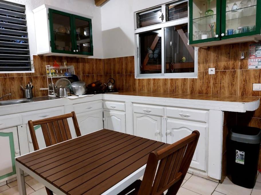La Petite Maison, Spacieuse, Avec Jardin / Parking ซานต์-โรส ภายนอก รูปภาพ